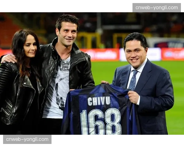 齐沃谈10分领先：前路尚远，24将皆为主力